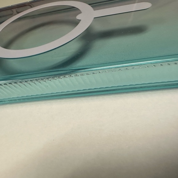 ZAGG🧲🧲🧲SOLD🧲🧲🧲🧲 - Picture 6 of 7